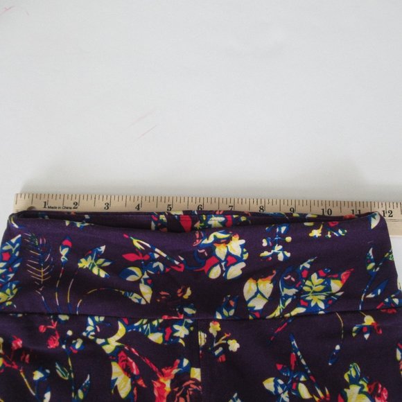 LuLaRoe Dark Floral leggings Purple, High Rise, 26" Inseam, OS One-size or Small - Picture 3 of 6